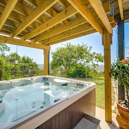 Villa Fredericksburg Retreat With Private Hot Tub And Patio! Extérieur photo