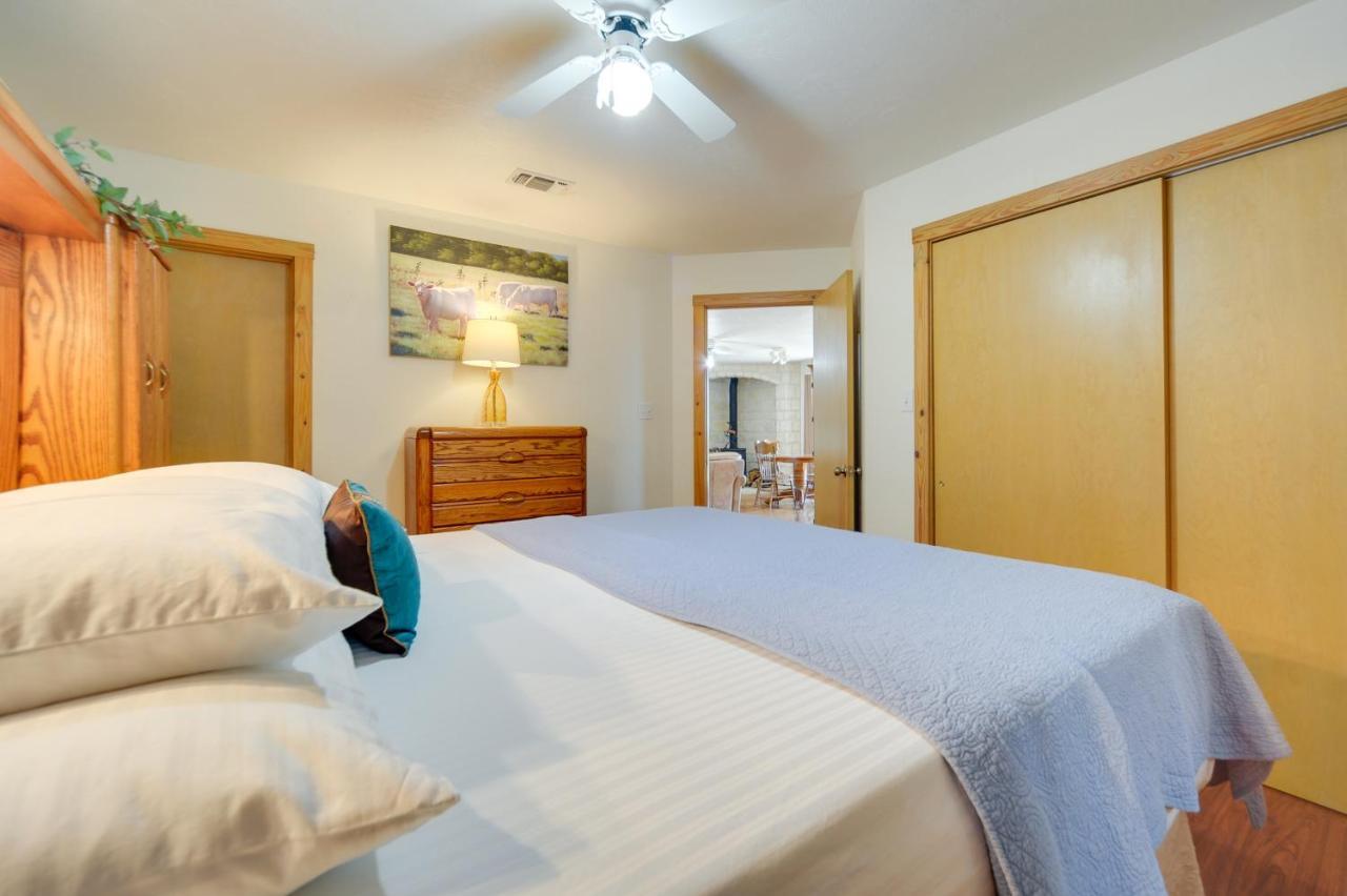 Villa Fredericksburg Retreat With Private Hot Tub And Patio! Extérieur photo