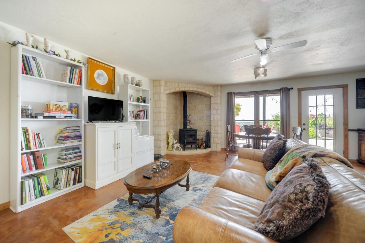 Villa Fredericksburg Retreat With Private Hot Tub And Patio! Extérieur photo